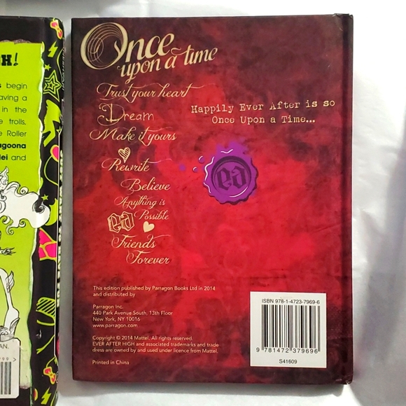 :  lot of 5 books , 1 descendants 2 PB , 2HC monster high & 2HC ever after high - Picture 11 of 16